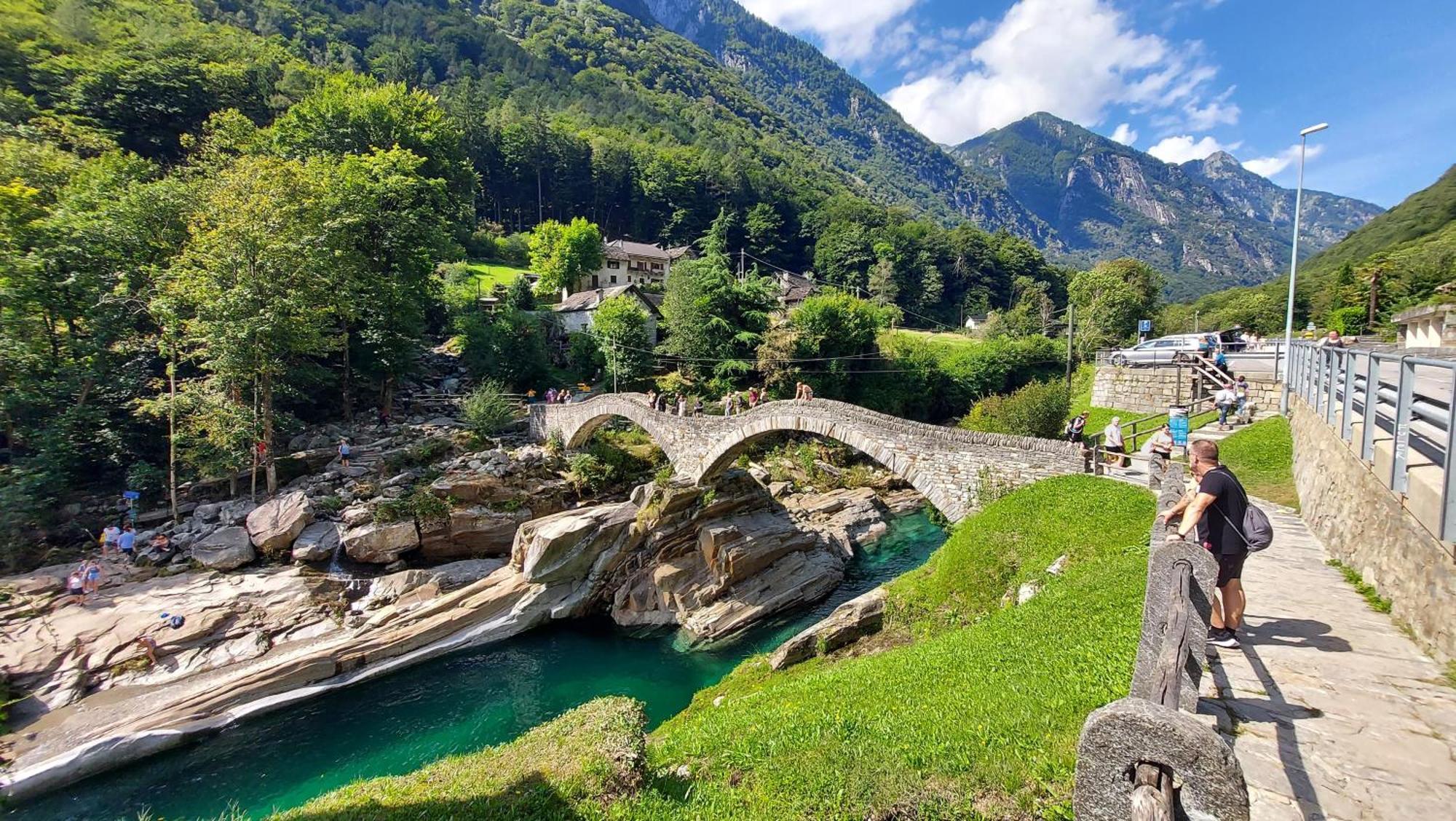 Hotel I Viaggi Del Lea Cadenazzo Zewnętrze zdjęcie